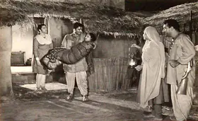 Bhattacharjee, Apurba (Cinematographer), Mujhe Jeene Do, 1963 | Lobby Card