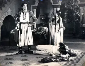 Gidwani, Moti B. (Director), Daku Ki Ladki, 1933 | Photographic Still