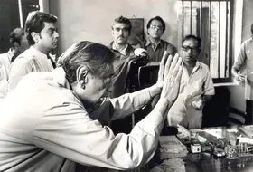 Ghosh, Nemai (Still Photographer), Ganashatru, 1990 | Working Still | CinemaEducation | 00663691