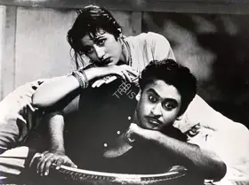 Dasgupta, Aloke (Cinematographer), Chalti Ka Nam Gadi, 1958 | Photographic Still