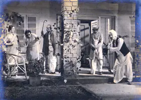 Bhatt, Nanabhai (Director), Mouj, 1943 | Photographic Still
