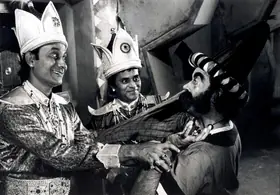 Roy, Soumendu (Cinematographer), Hirak Rajar Deshe, 1980 | Photographic Still | CinemaEducation | 00663349