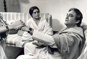 Malik, Ravi (Cinematographer), Ganashatru, 1990 | Photographic Still | CinemaEducation | 00663279