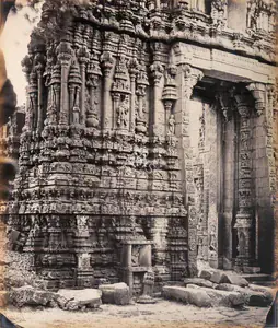 Lyon, Edmund David (Photographer), Tarputtri Temple. North Fa ade of ruined Gopuram at South Entrance of Temple (near the river), 1868 | Antiquarian Photograph