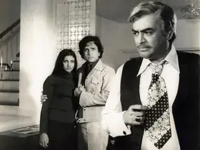 Gee, Kay (Cinematographer), Trishul, 1978 | Photographic Still