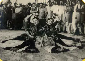 Vincent, A. (Cinematographer), Amar Deep, 1958 | Photographic Still