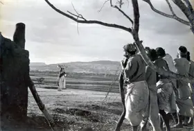 Balakrishna, G. (Cinematographer), Do Ankhen Barah Haath, 1957 | Photographic Still