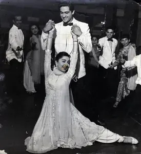 Dhuri, D.K. (Cinematographer), Love In Simla, 1960 | Photographic Still