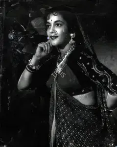 Dronacharya (Cinematographer), Railway Platform, 1955 | Photographic Still