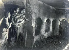 Mukhtar, Sheikh (Producer), Anndata, 1952 | Photographic Still