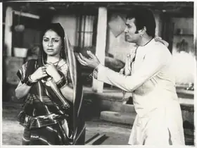 Chatterjee, Tapan (Producer), Aanchal, 1980 | Photographic Still