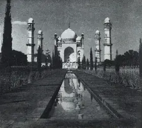 Unknown (Photographer). Bibi ka Maqbarah, Aurangabad, n.d. | Contemporary Photograph