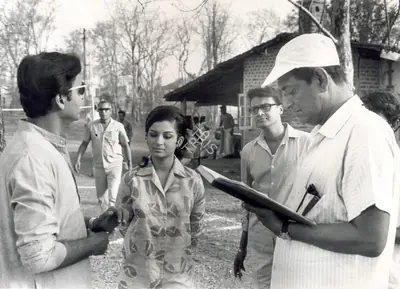 Ghosh, Nemai (Still Photographer), Aranyer Din Ratri, 1970 | Working Still | CinemaEducation | 00663672