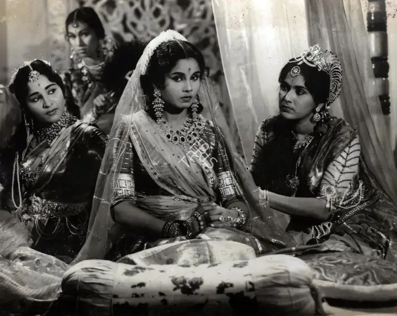 Anant Wadadeker (Cinematographer), Subhadra Haran, 1963, Photographic Still