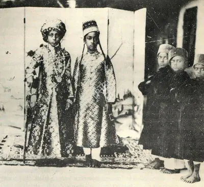 Unknown (Photographer), Two Princes with Three Attendants, Contemporary Photograph