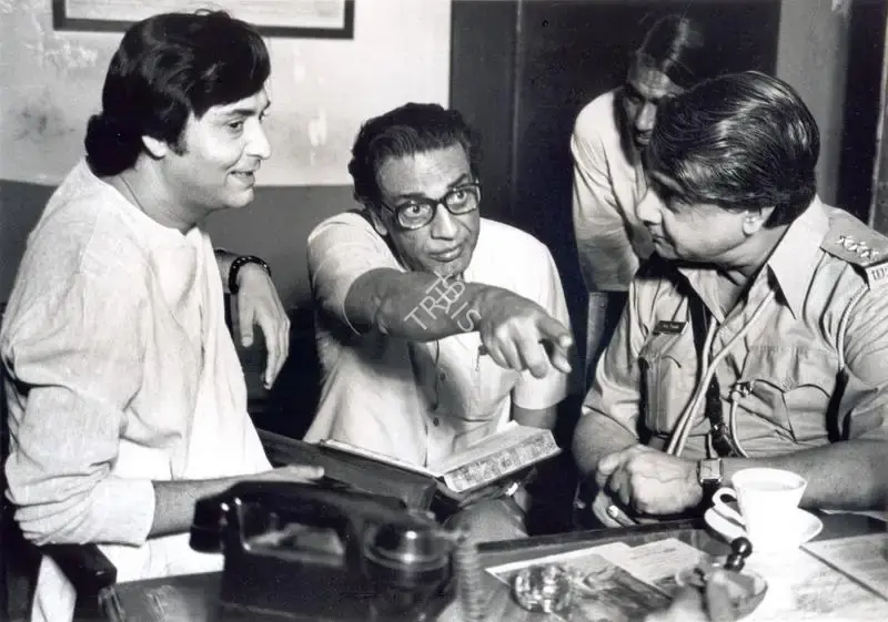 Nemai Ghosh (Still Photographer), Joi Baba Felunath, 1979, Working Still