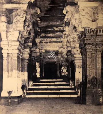 Capt. Linnaeus Tripe (Photographer), Entrance to the thousand pillared Mundapam in the Great Pagoda, Madura, 1858, Antiquarian Photograph