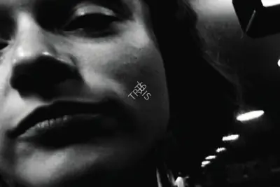John Torres (Director), Todo Todo Teros, 2005, Photographic Still