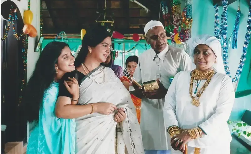 Azhagappan (Cinematographer), Achu's Mother, 2005, Photographic Still