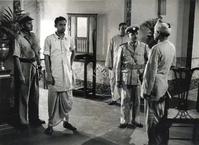 Subrata Mitra (Cinematographer), Parash Pathar, 1958, Photographic Still