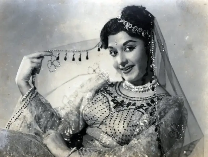 Ratan Kumar (Producer), Madari, 1959, Photographic Still