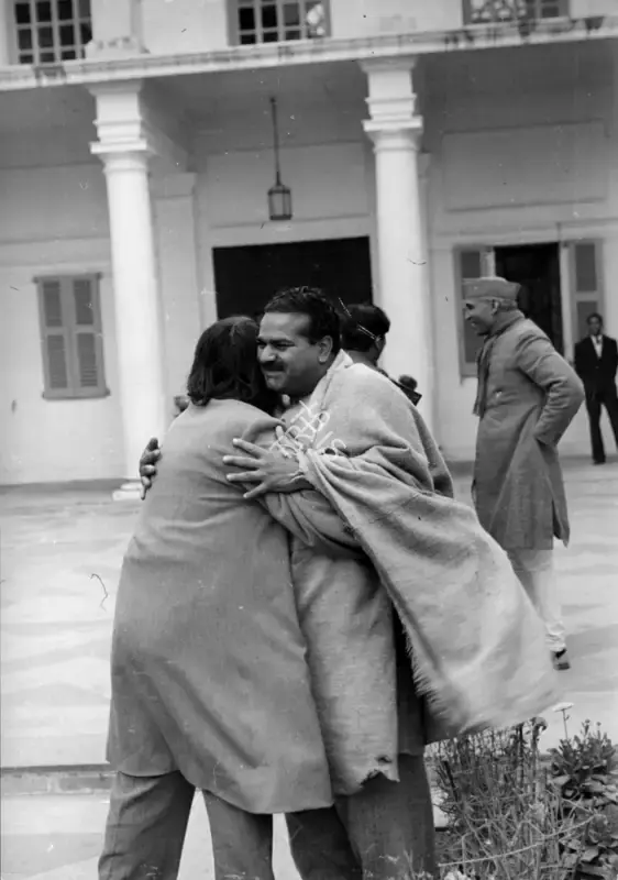 Henri Cartier-Bresson (Photographer), Visitors at Birla Bhavan greet each other., 1948, Contemporary Photograph