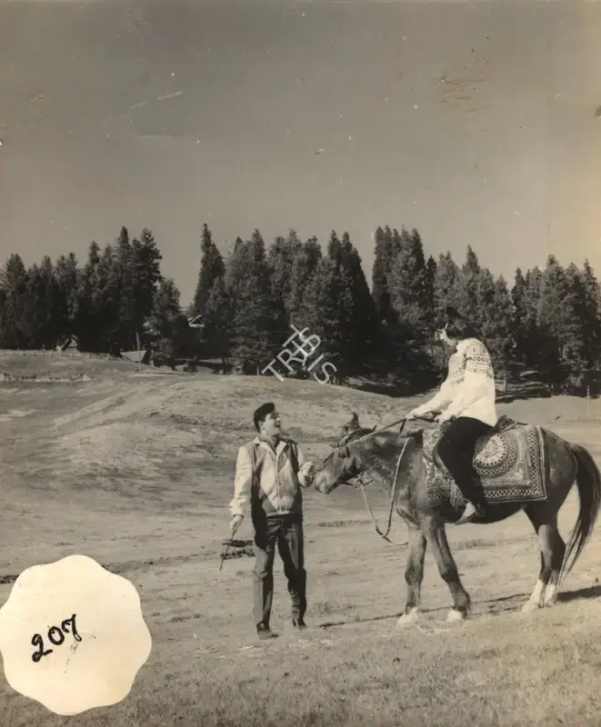 G. Singh (Cinematographer), Arzoo, 1965, Photographic Still