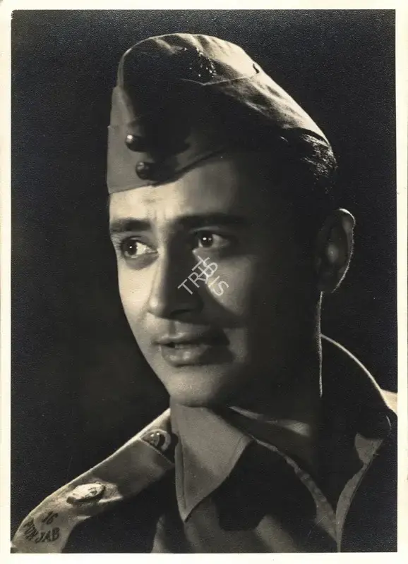 V. Ratra (Cinematographer), Hum Dono, 1961, Photographic Still
