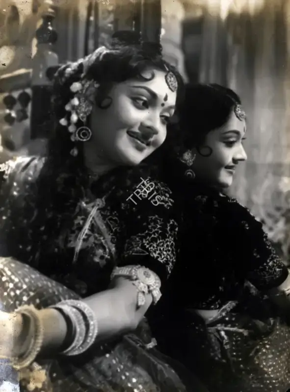 Bipin Gajjar (Cinematographer), Patrani, 1956, Photographic Still