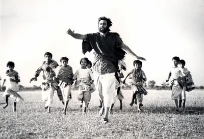 Soumendu Roy (Cinematographer), Hirak Rajar Deshe, 1980, Photographic Still