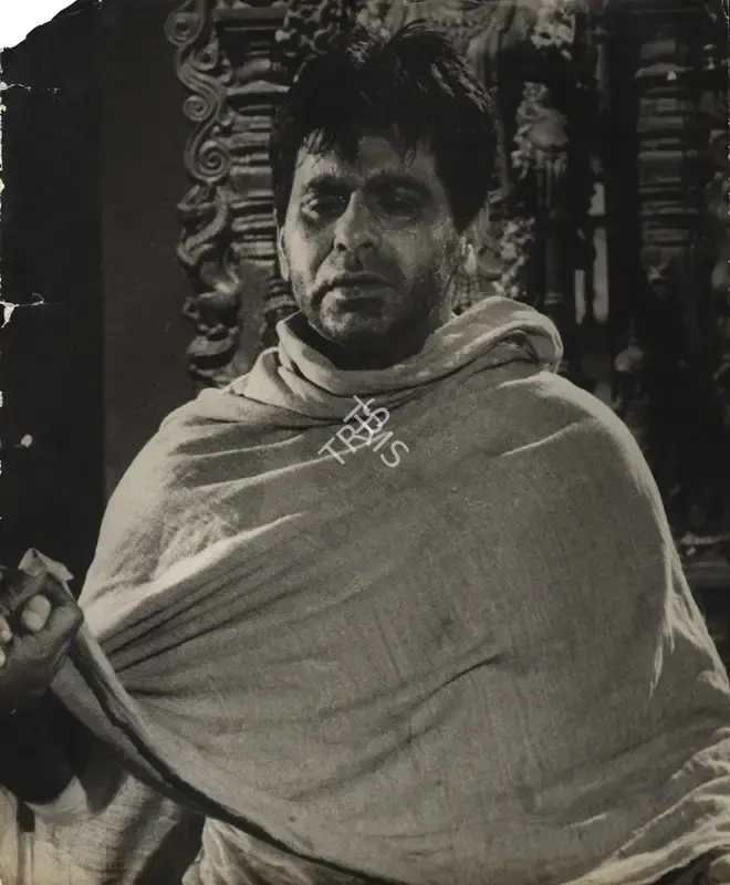 Faredoon A. Irani (Cinematographer), Gopi, 1970, Photographic Still