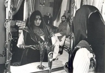 Soumendu Roy (Cinematographer), Ghare Baire, 1985, Photographic Still
