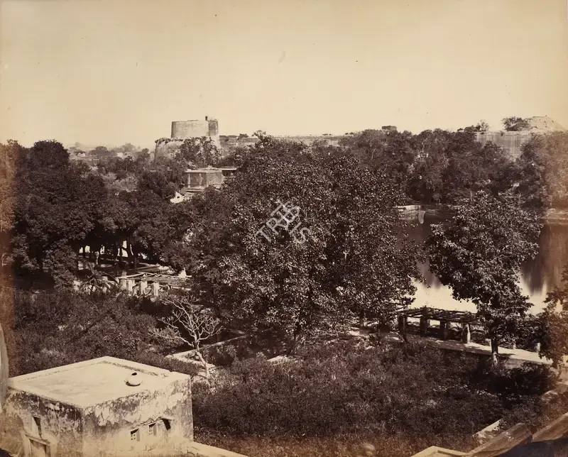 Eugene Clutterbuck Impey (Photographer), Deeg - General view, Antiquarian Photograph