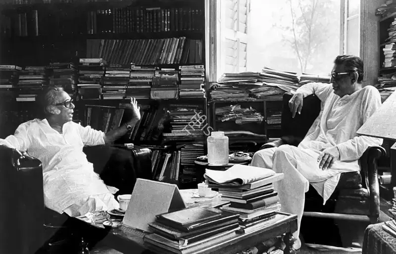 Unknown (Photographer). Mrinal Sen with Satyajit Ray. n.d. | Contemporary Photograph | CinemaEducation | 00553982