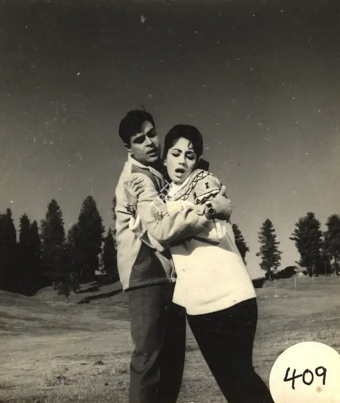 G. Singh (Cinematographer), Arzoo, 1965, Photographic Still