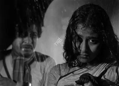 Ritwik Ghatak (Director), Meghe Dhaka Tara, 1960, Photographic Still