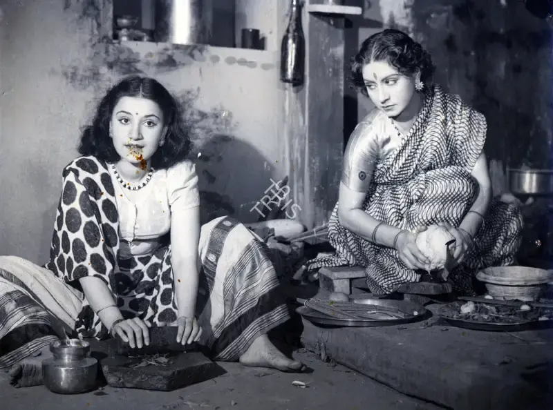 Kishore Sahu (Producer), Bijli, 1950, Photographic Still