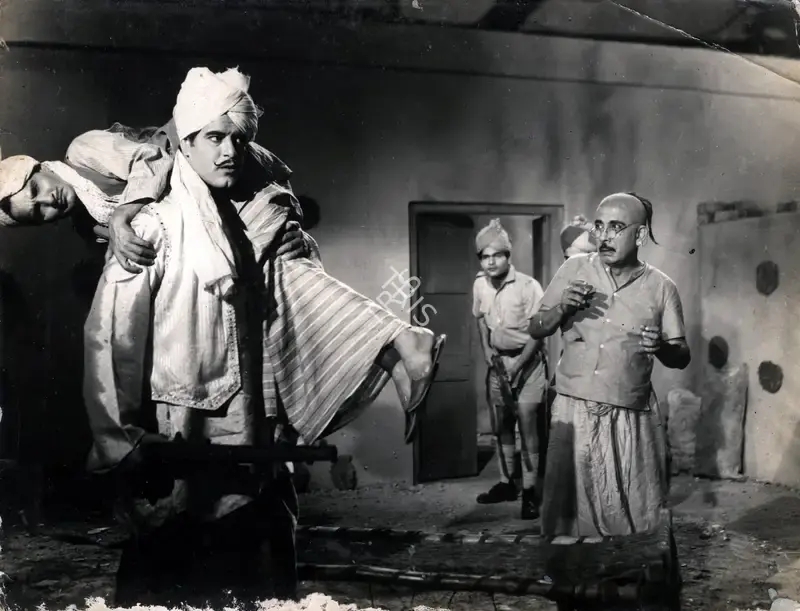 Hari Malik (Producer), Bahadur Dakoo, 1966, Photographic Still