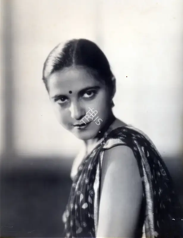 Adi M. Irani (Cinematographer), Hamari Betiya, 1936, Photographic Still
