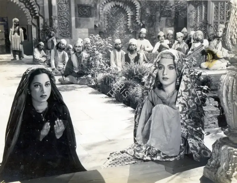 V. Avadhut (Cinematographer), Mirza Ghalib, 1954, Photographic Still