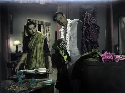 Radhu Karmakar (Cinematographer), Jagte Raho, 1956, Photographic Still