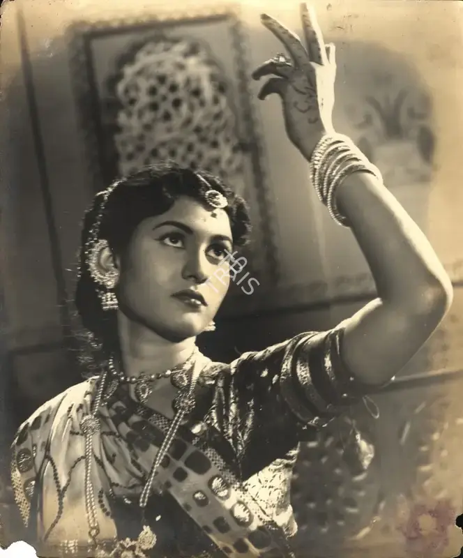 Bipin Gajjar (Cinematographer), Patrani, 1956, Photographic Still