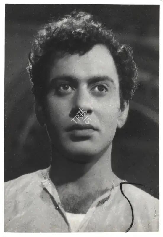 M.W Mukadam (Cinematographer), Daaera, 1953, Photographic Still