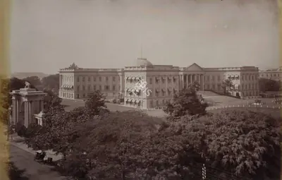 Samuel Bourne (Photographer), Government House. Calcutta, 1865, Antiquarian Photograph