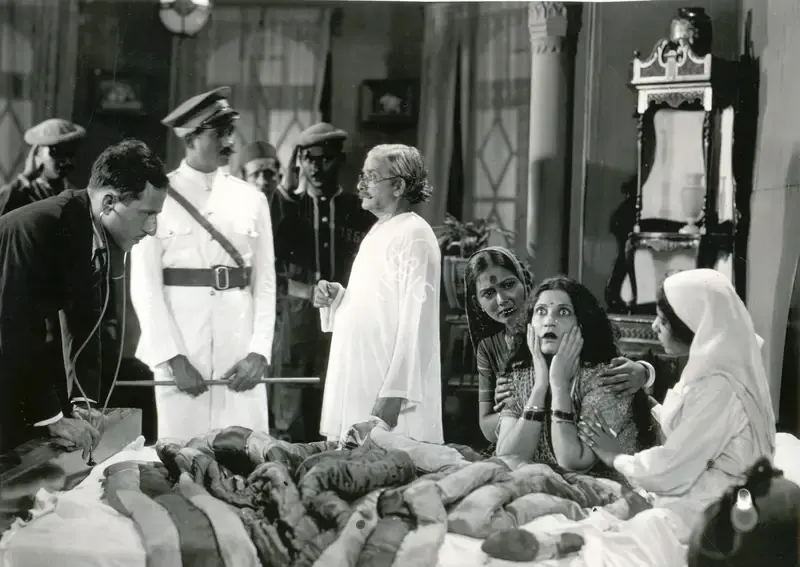 Nandlal Jashwantlal (Director), Bambai Ki Billi, 1936, Photographic Still