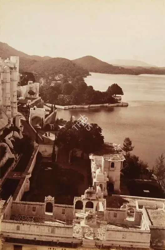 Lala Deen Dayal (Photographer), Lake view from the palace looking south Odeypur, 1890, Antiquarian Photograph