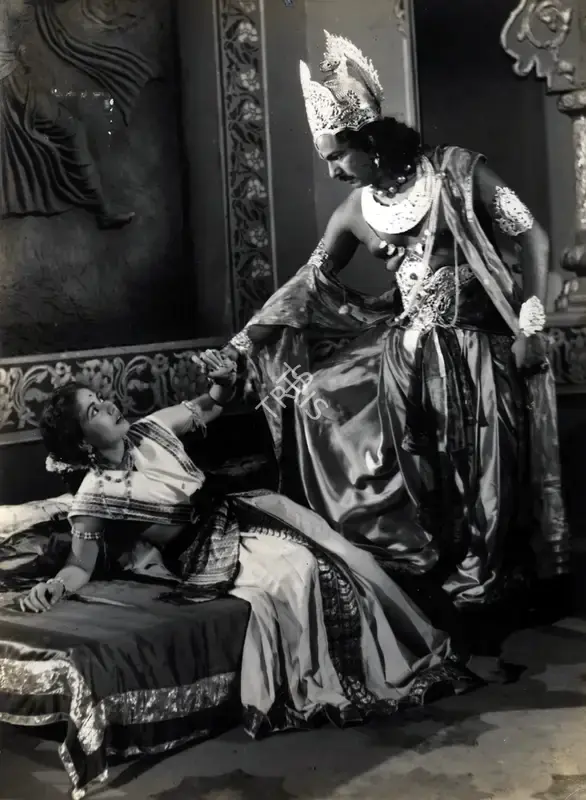 Anant Wadadeker (Cinematographer), Laxmi Narayan, 1951, Photographic Still