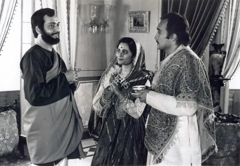 Soumendu Roy (Cinematographer), Ghare Baire, 1985, Photographic Still