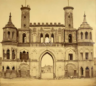 Felice Beato (Photographer), The Motee Mahal, Lucknow, 1860, Antiquarian Photograph