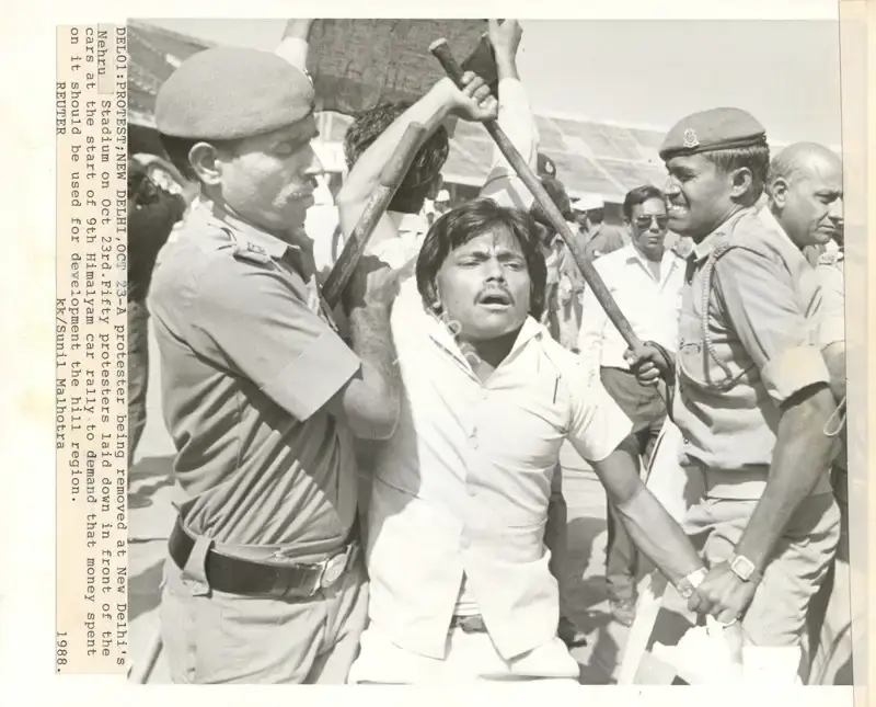 Sunil Malhotra (Photographer), Del01: Protest; New Delhi, Oct 23, 1988, Contemporary Photograph
